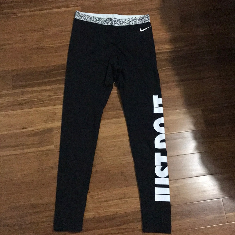 NIKE Just Do It Leggings